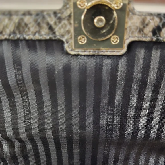 Victoria Secrets Purse - Picture 7 of 8